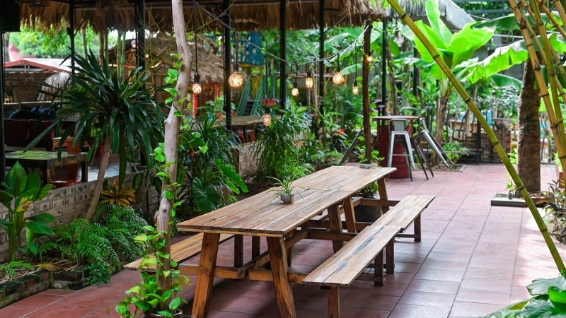 Drink at Chookie’s Hideaway