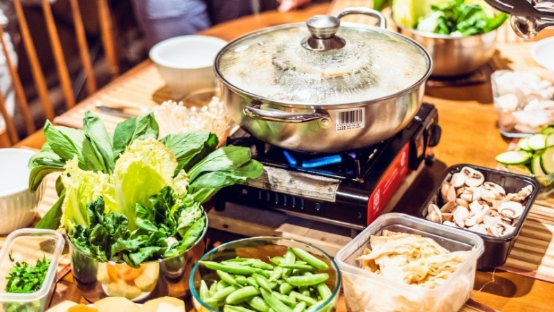 Hot Pot at Phung Hung Street