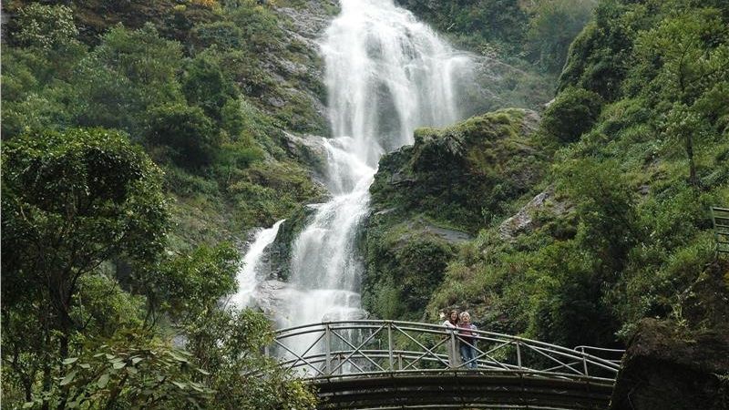 Silver Waterfall