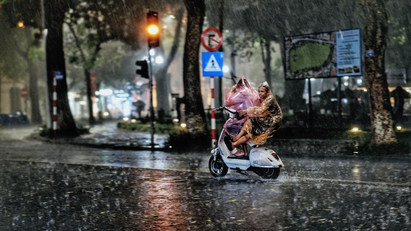 Thunderstorm in Hanoi