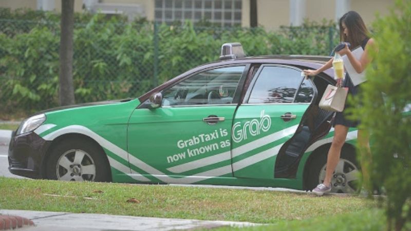 Take a Grab taxi to avoid bad weather conditions