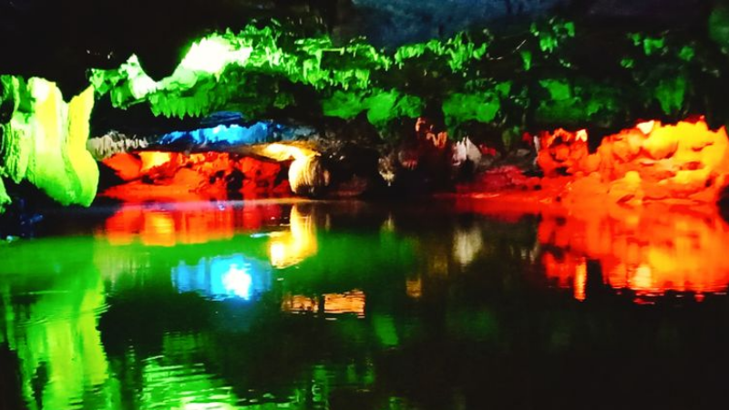Galaxy Grotto - Ninh Binh Boat Ride