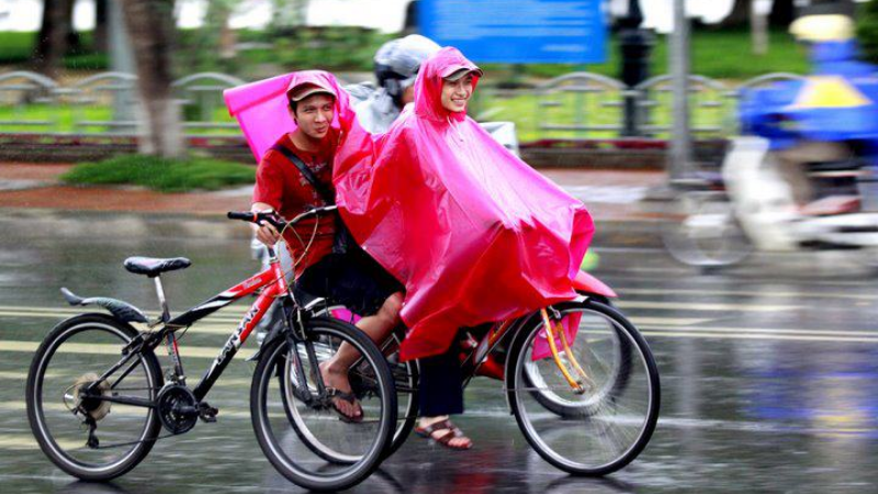 Rainy day in Hue - Hue weather in November