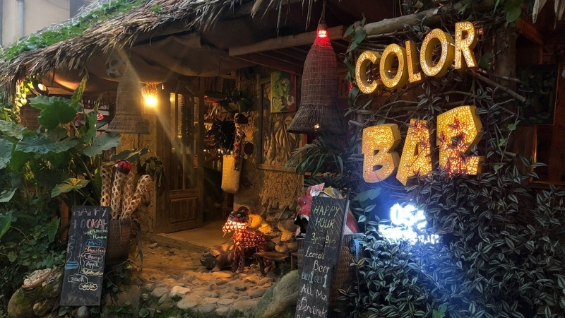 Color Bar Sapa