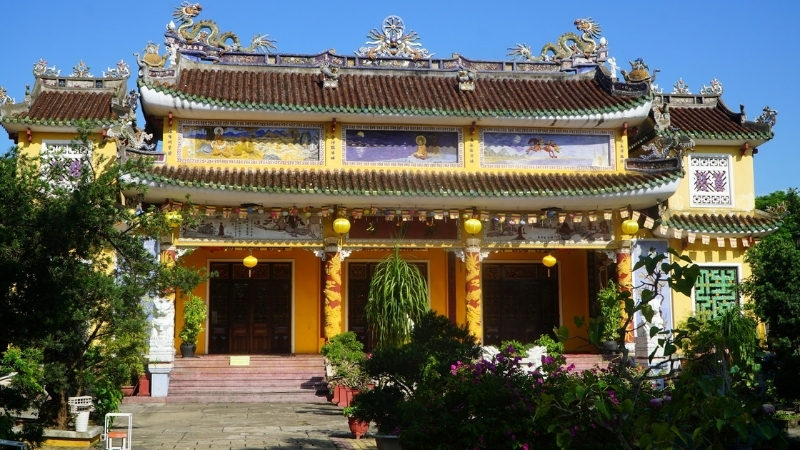 Phap Bao Temple