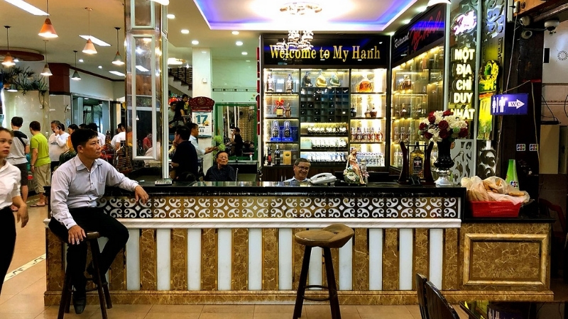 My Hanh seafood restaurant