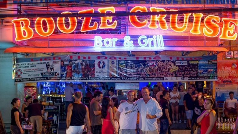 Booze Cruise Sports Bar and Grill Nha Trang