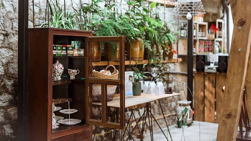 Le Chalet Da Lat Coffee and Bistro