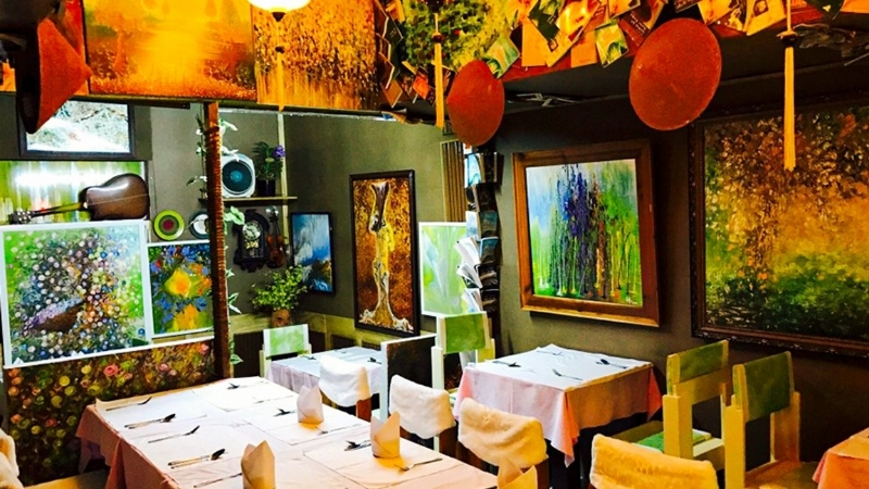 Artist Alley Restaurant