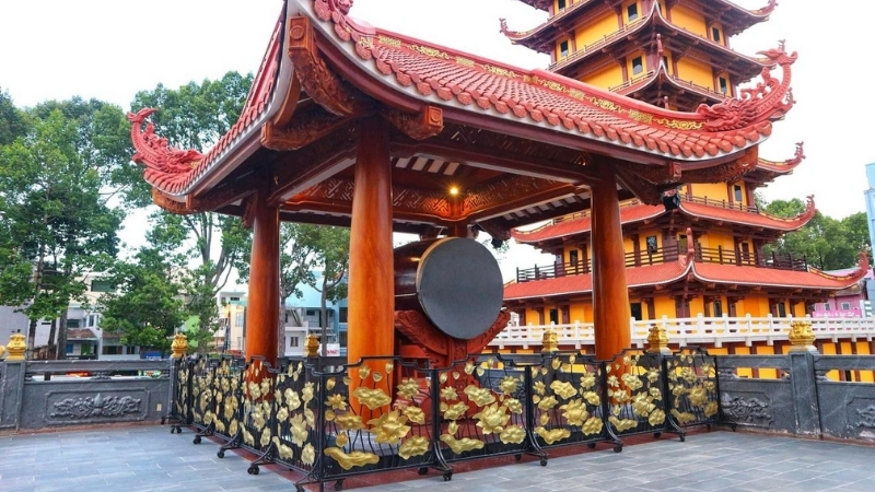 Vietnam Quoc Tu Pagoda