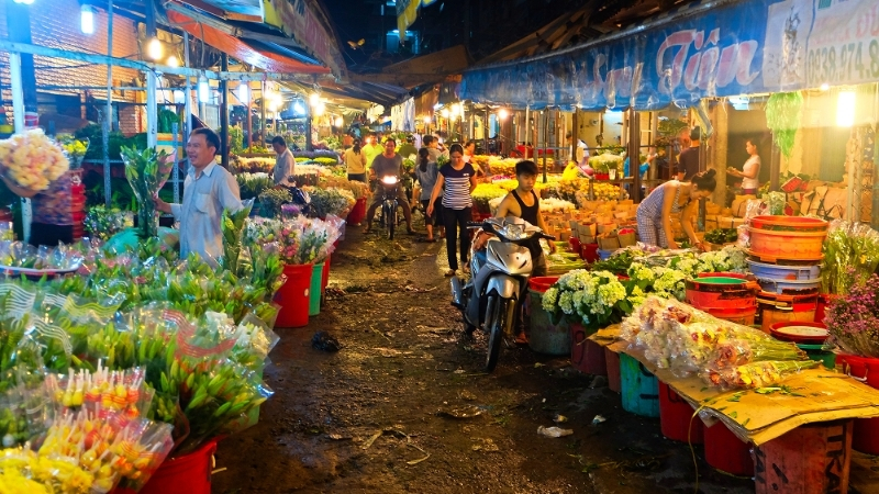 Ho Thi Ky flower Market