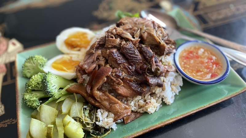 Khao Kha Moo
