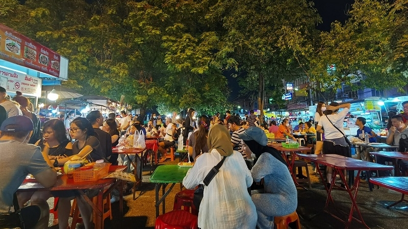 Night market is best places to taste Street Food in Chiang Mai