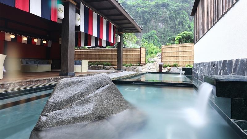 Water Bath at Yoko Onsen Quang Hanh