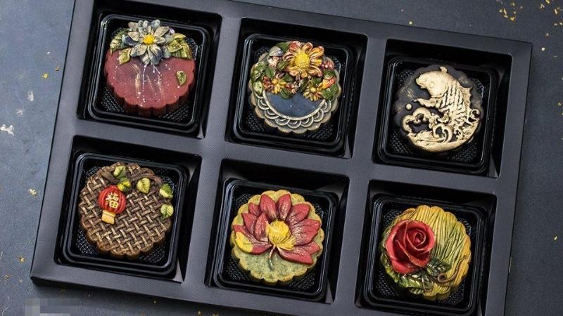 Vietnamese mooncakes