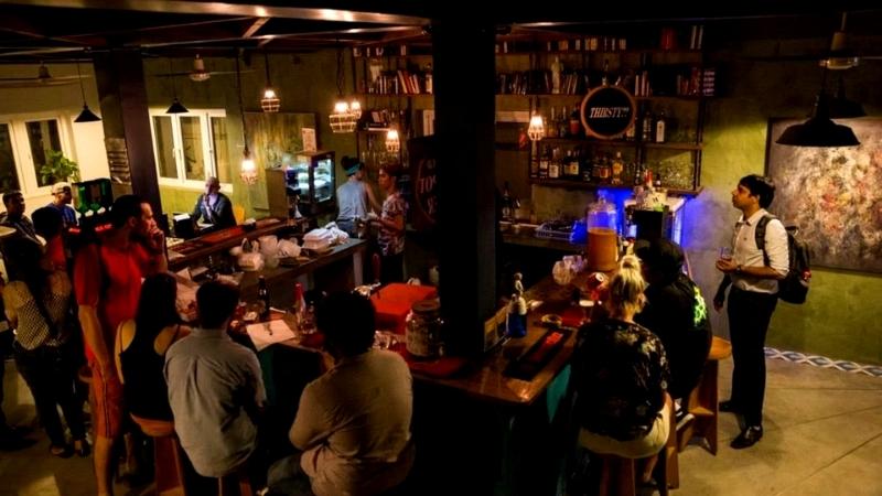 Local Bassac Lane Club