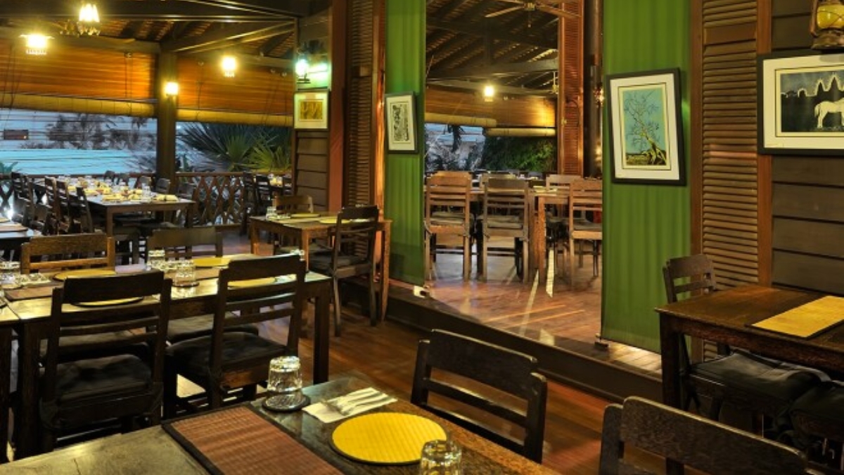 Elegant Interior Inside The Sugar Palms