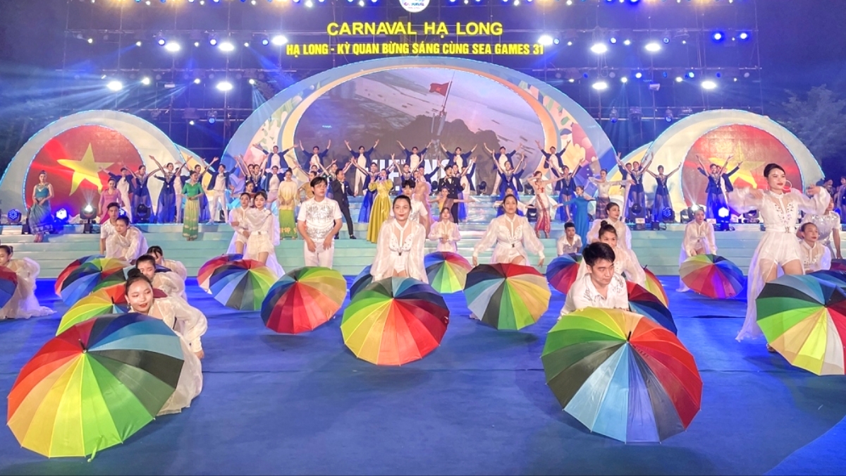 Vibrant Halong Bay Carnival