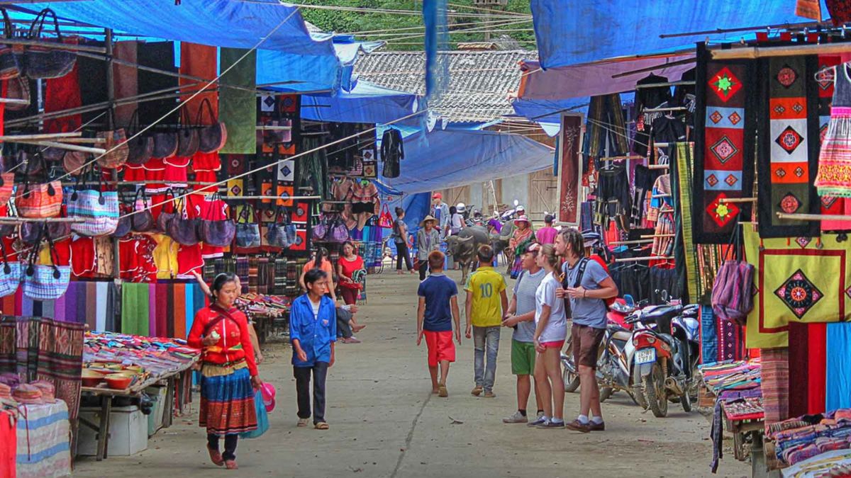 Bac Ha Market