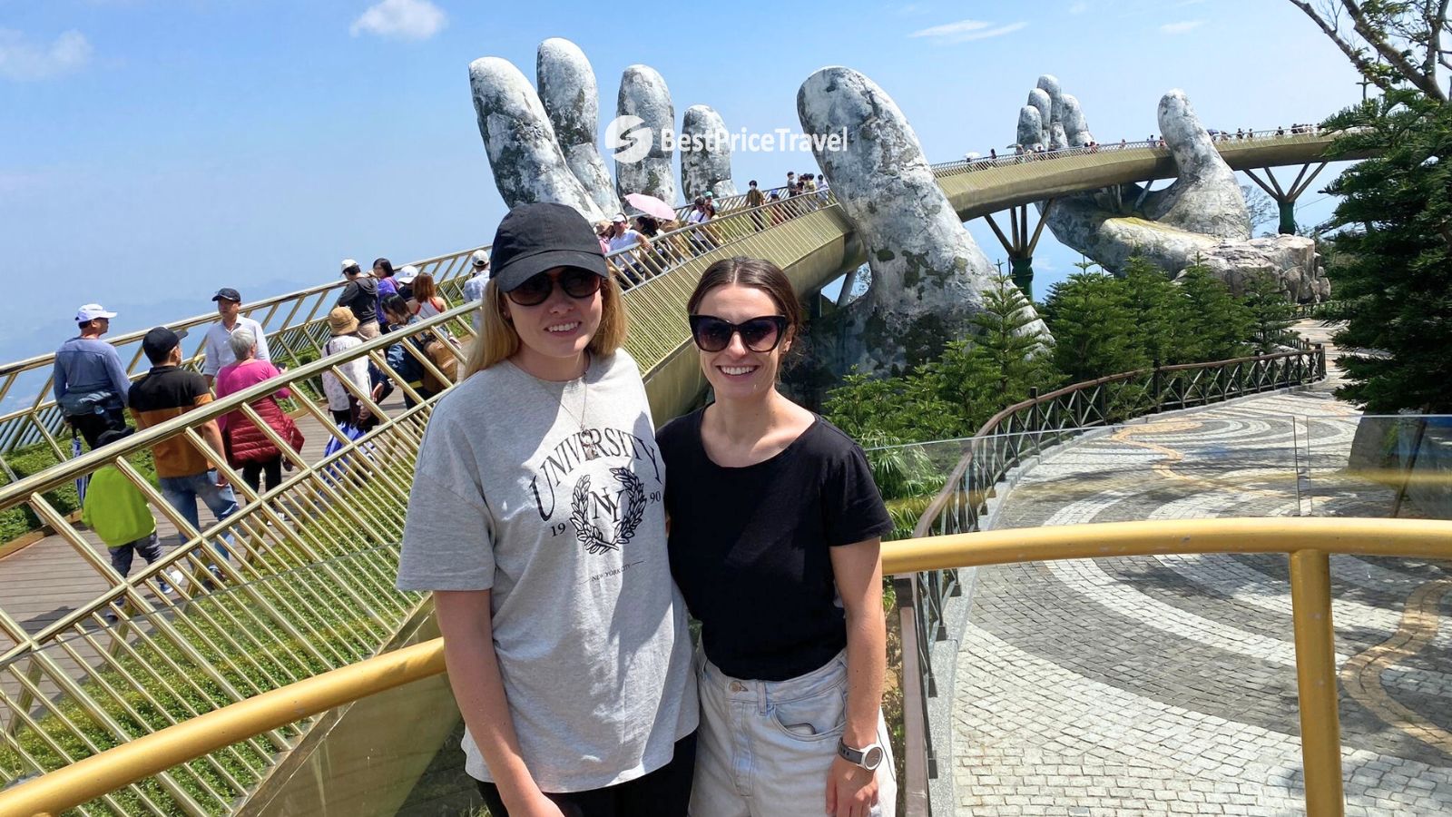 Da Nang Golden Bridge