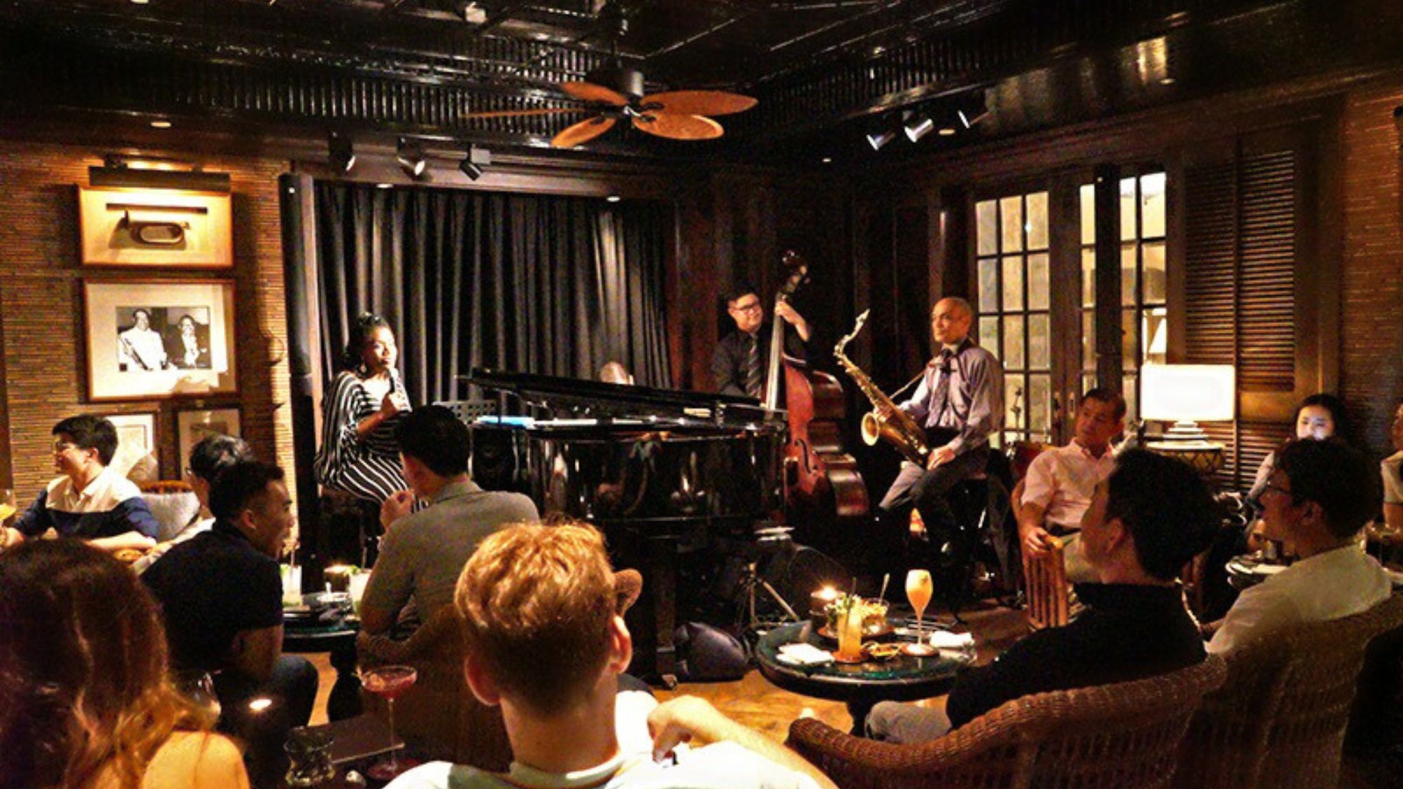 Immerse Yourself In The Gentle Melodies Of Lively Jazz Music