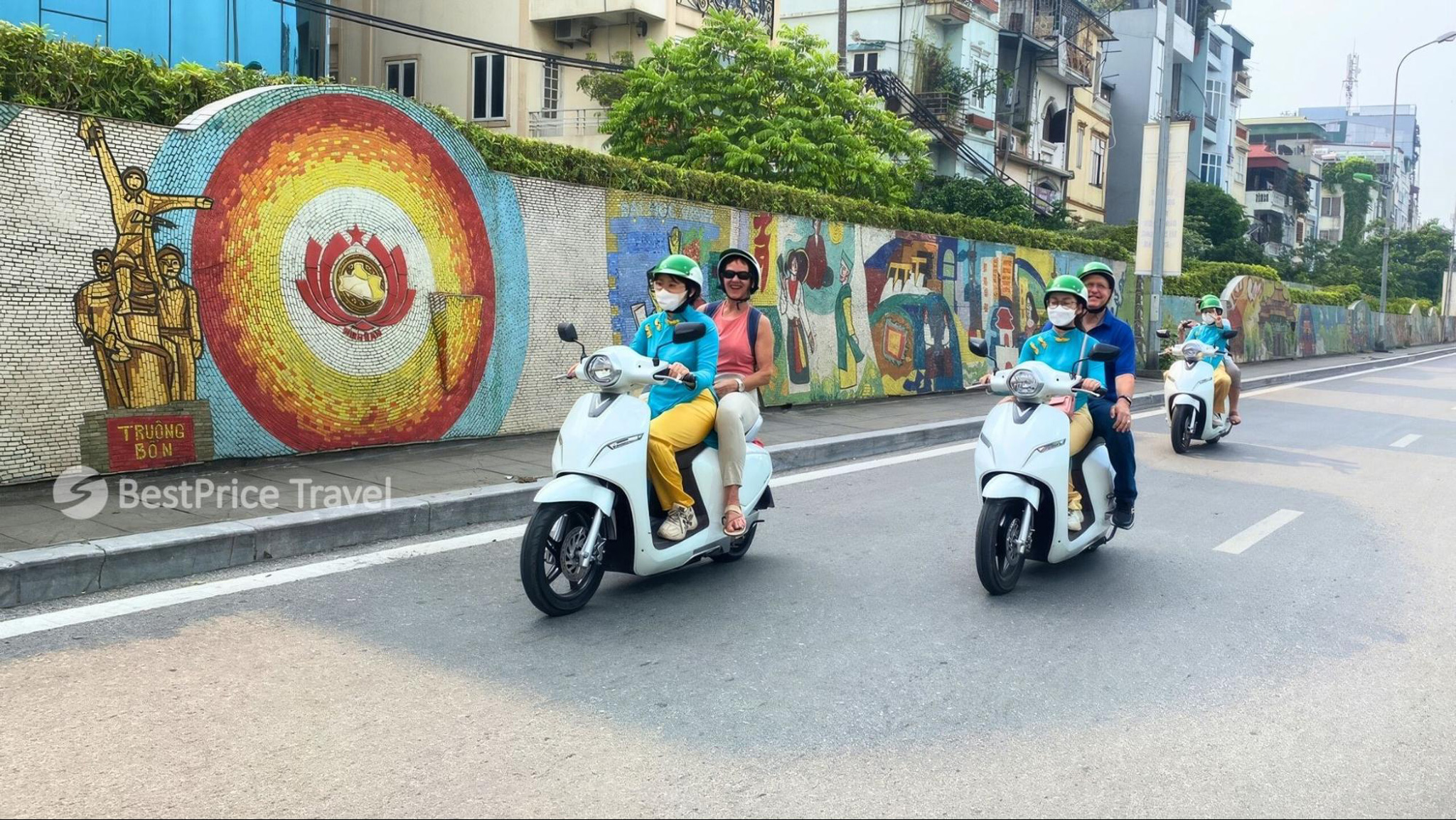The Hanoi motorbike tour offers&nbsp; a local-like experience of the city