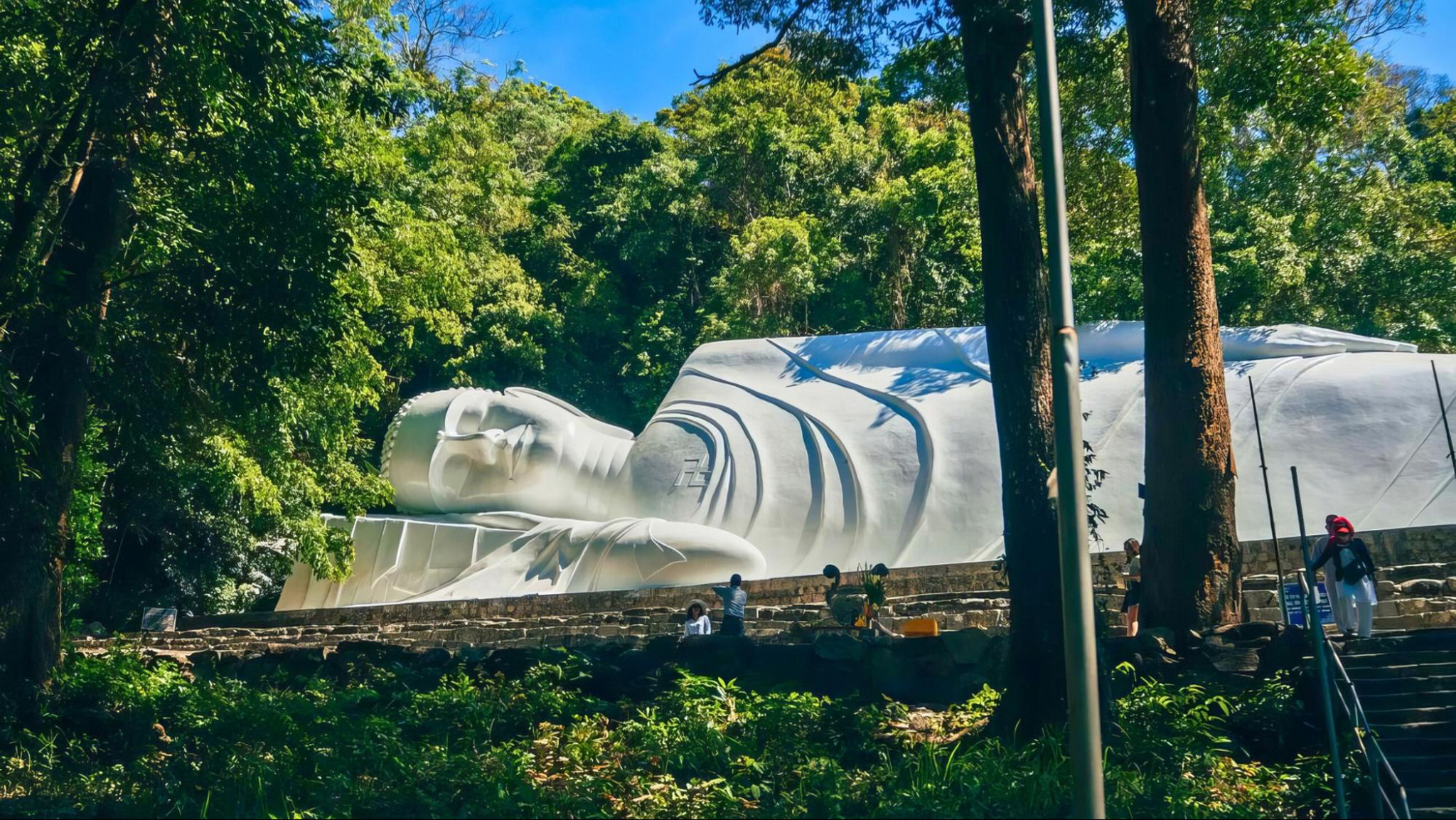 Ta Cu Mountain offers a majestic reclining Buddha statue