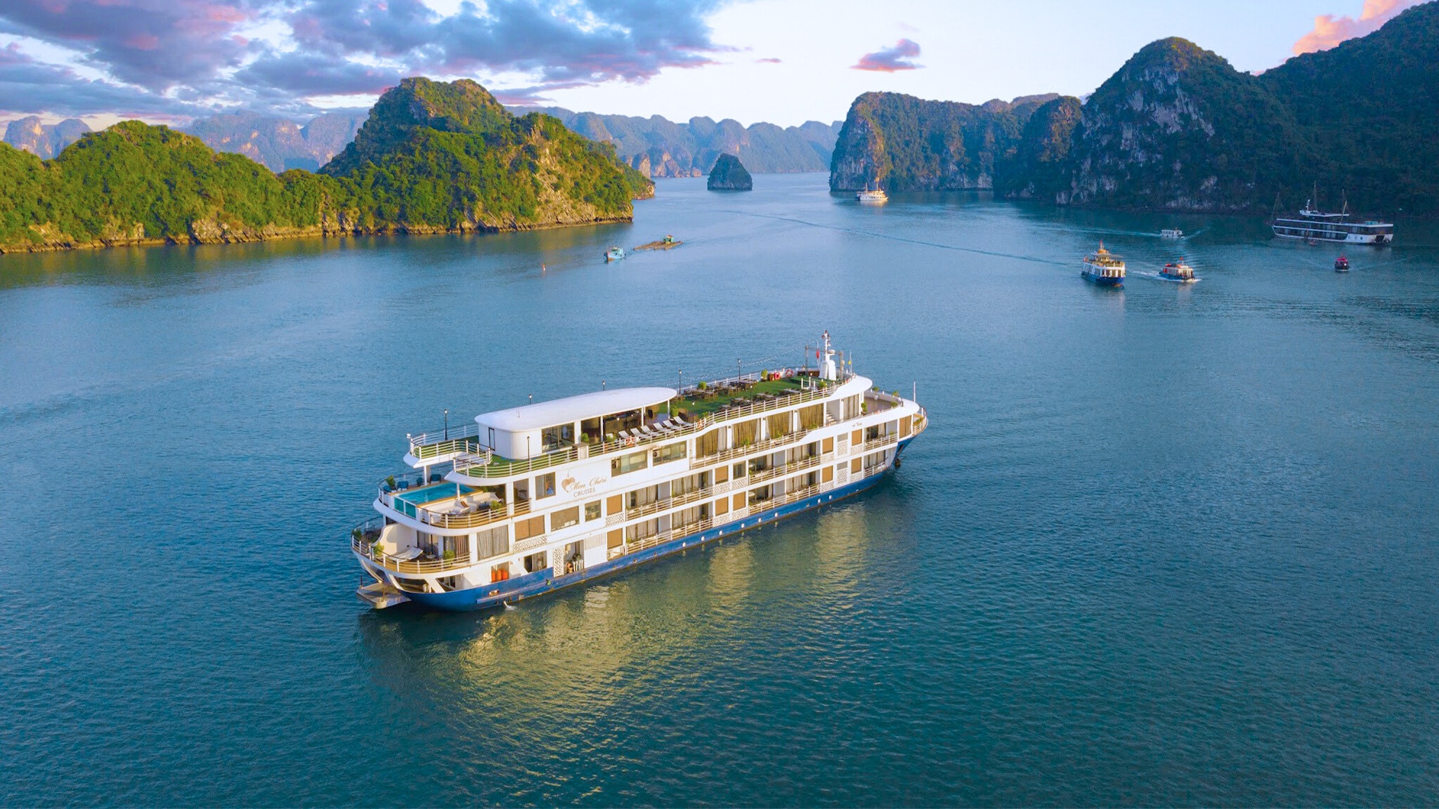 Halong Bay Cruise