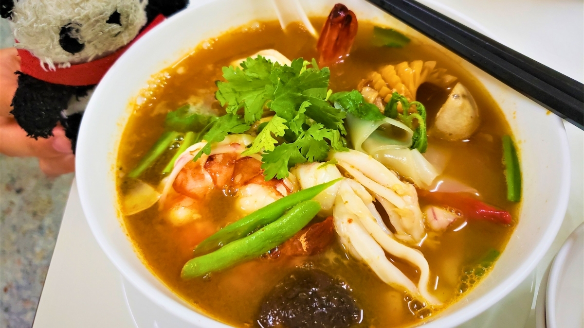 Tom Yum in Jay Fai in Bangkok