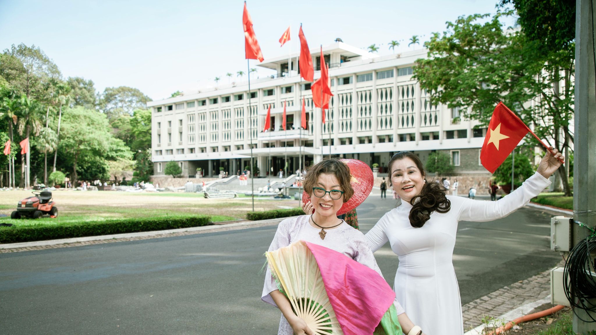 December brings pleasant weather to Saigon, making it an ideal time to visit