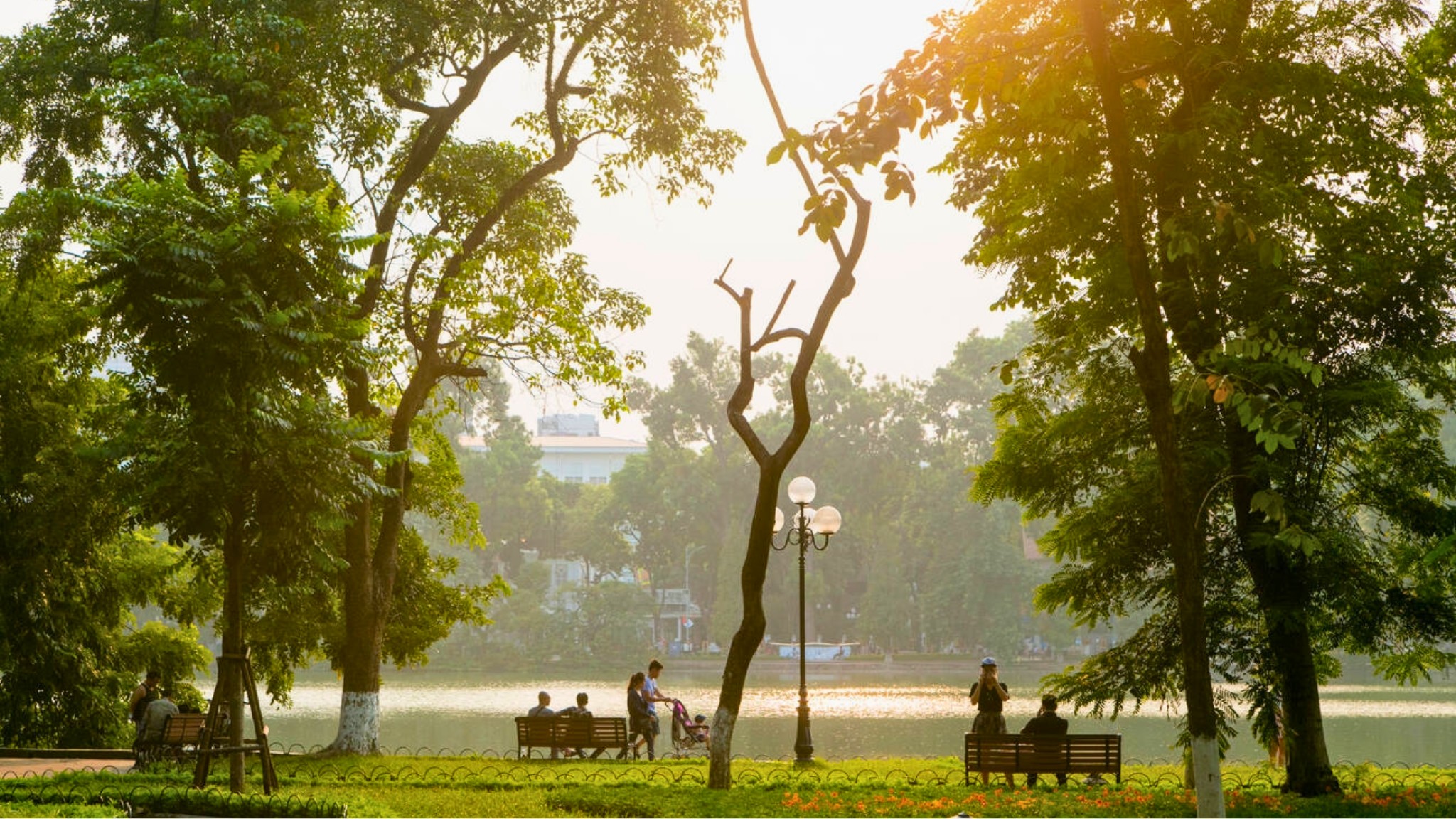 Hoan Kiem Lake turns into a lively spot for locals and tourists to unwind at weekends