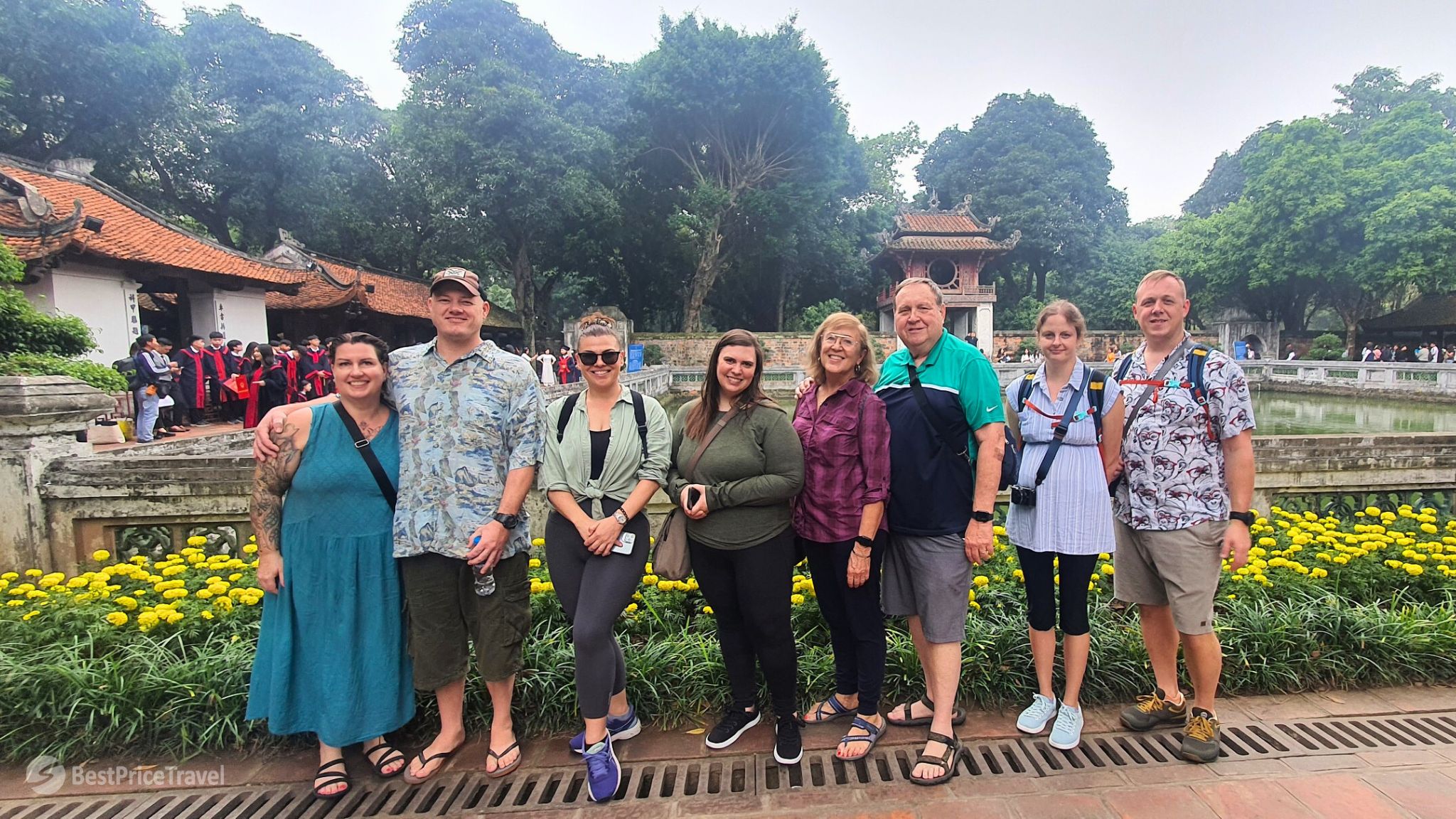 Visit Temple of Literature