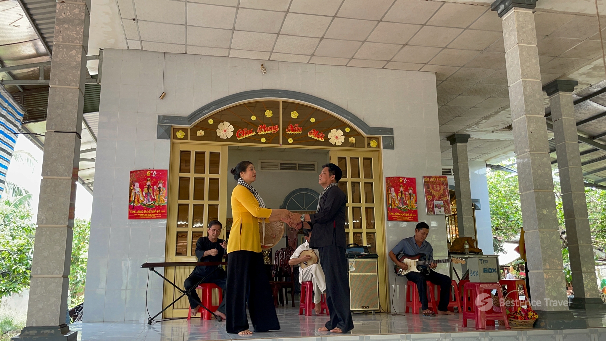 Enjoy A Unique Traditional Musical Art Form Called &lsquo;Don Ca Tai Tu&rsquo;