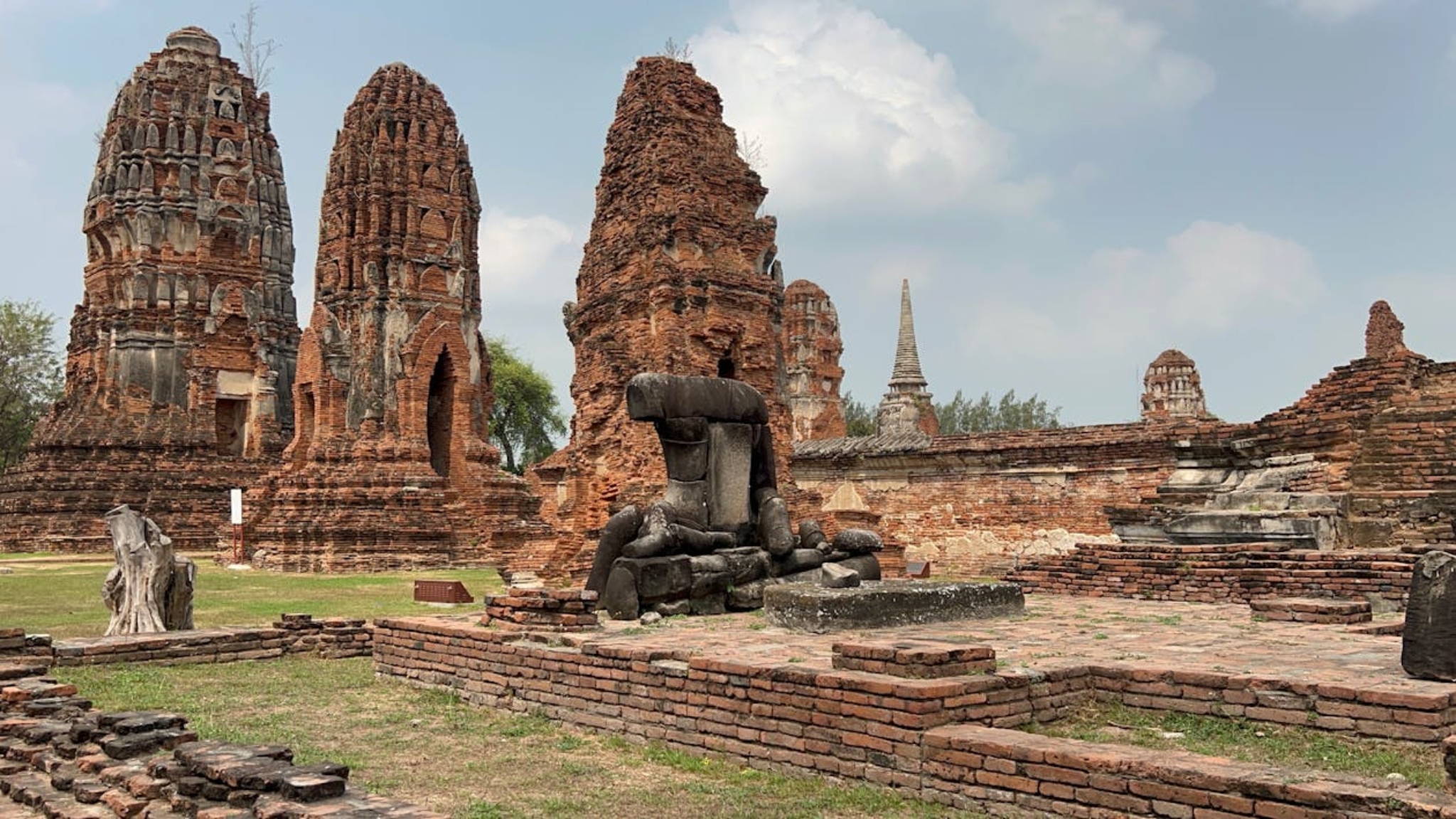 Wat Phra Mahathat Sacred Symbol Of Ayutthaya