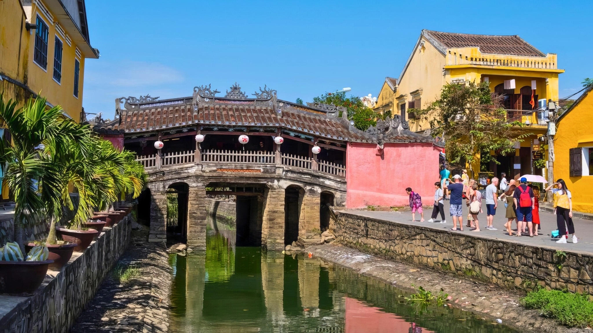 Iconic Japanese Covered Bridge In The Heart Of Hoi An