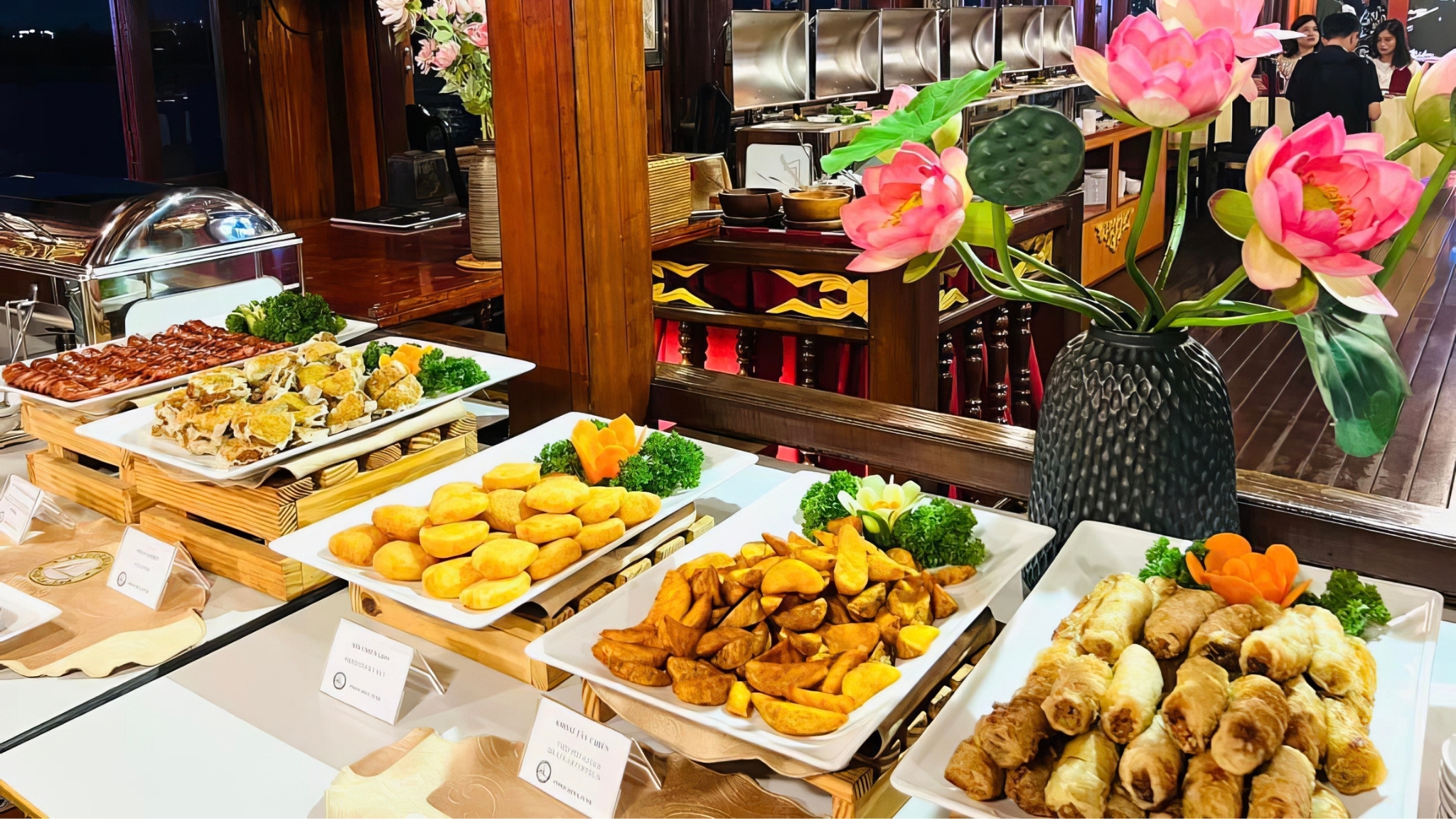 Savor Every Bite Of Dinner On A Scenic River Cruise