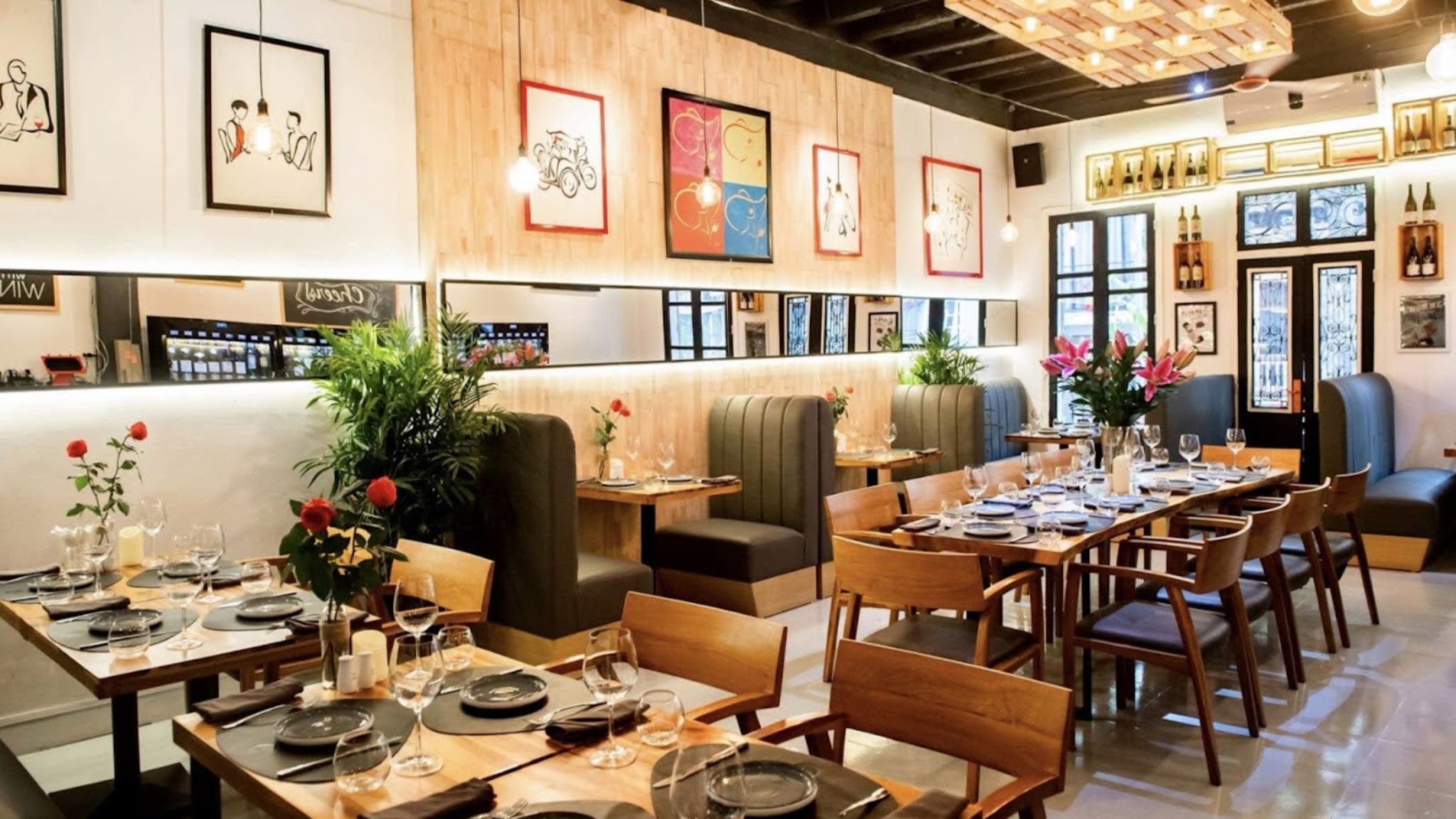 An Elegant Dining Space Perfect For Romantic Dinners Or Friendly Gatherings