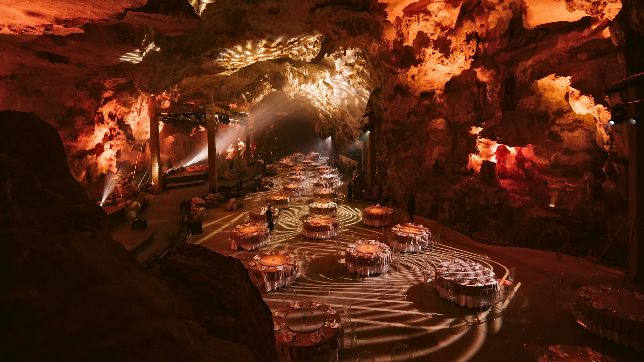 #1 Dragon Pearl Cave Dining
