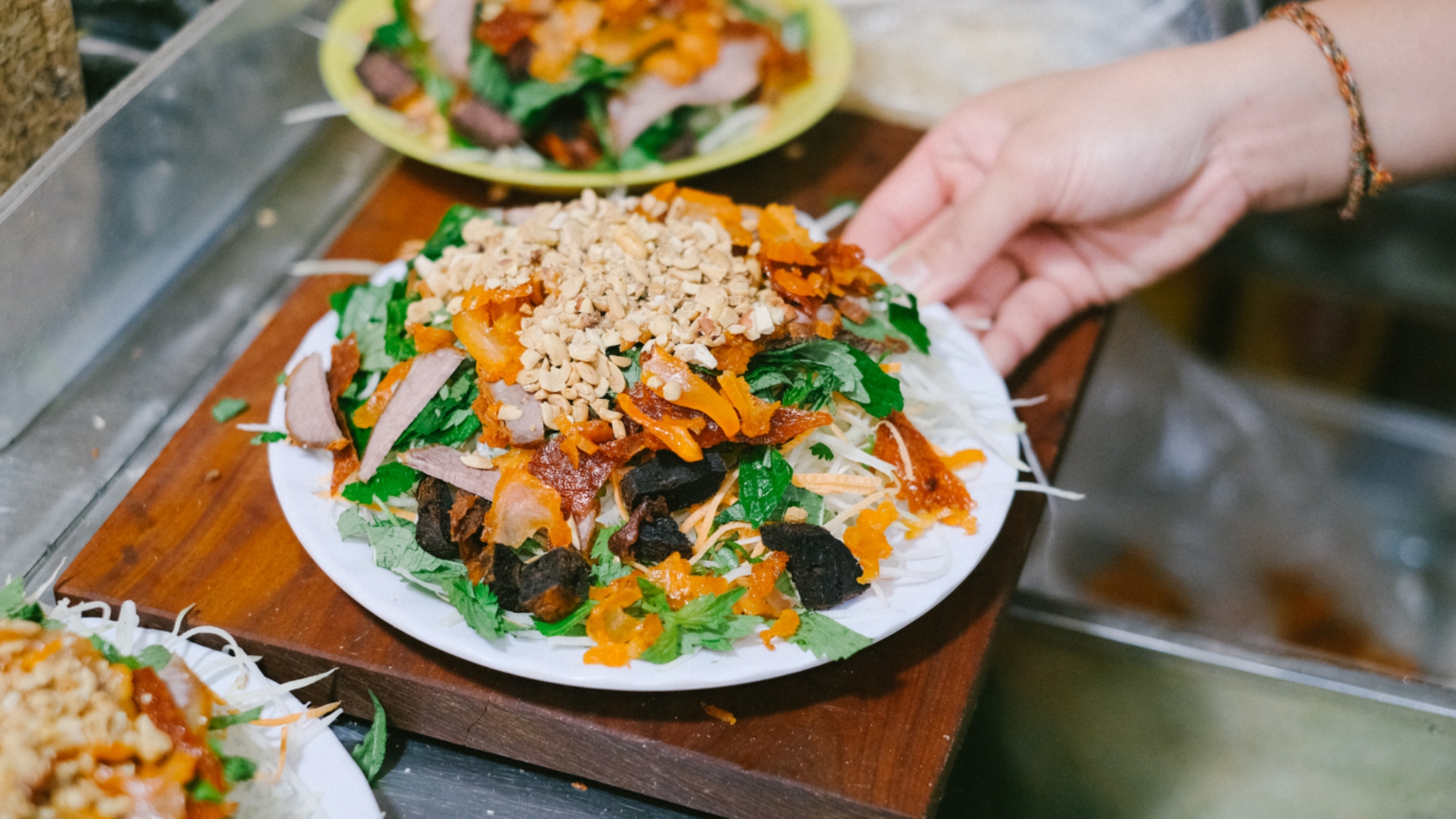 A Flavorful Plate Of Dried Beef Salad That Wins Every Hanoian&rsquo;s Heart