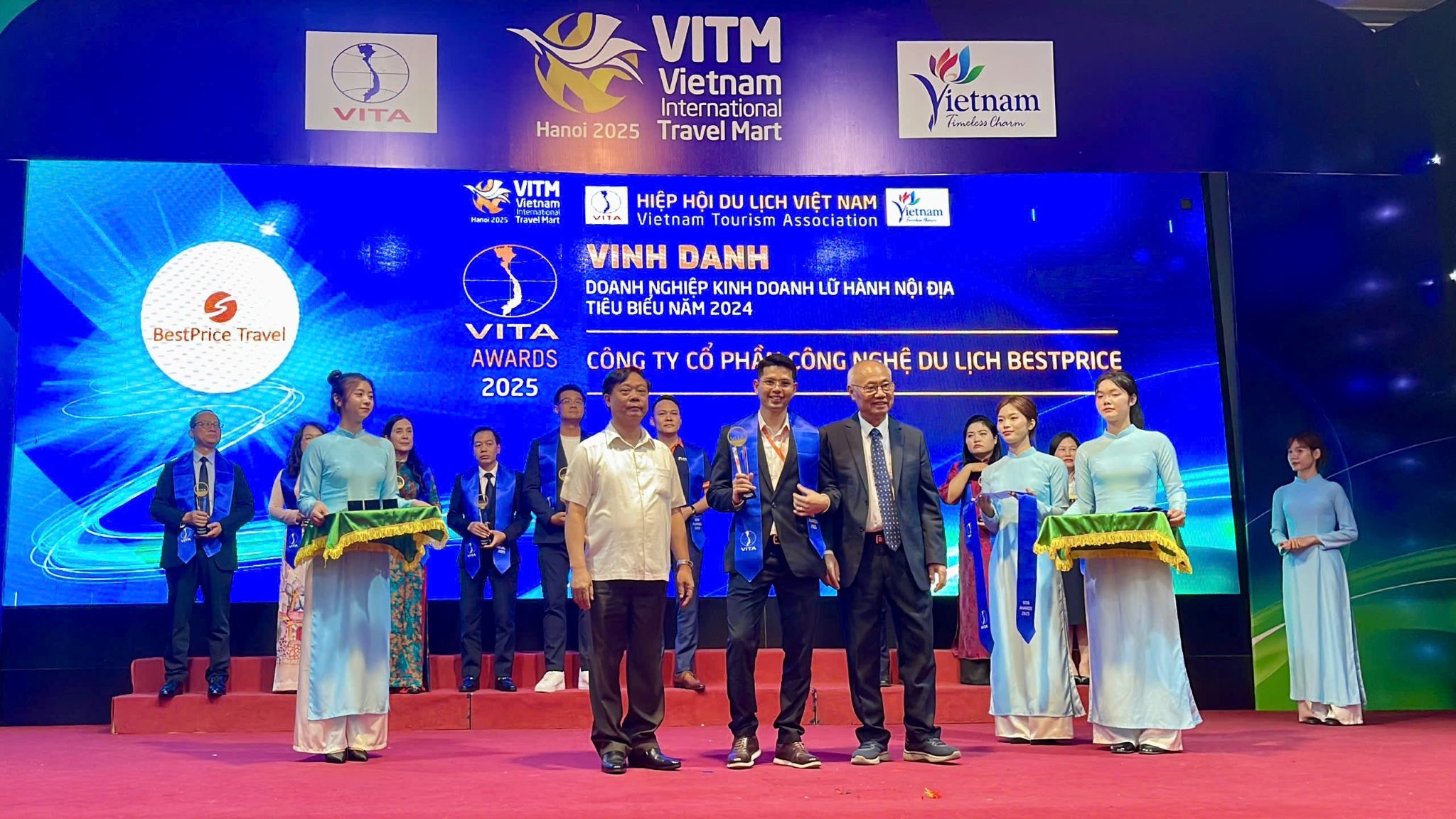 BestPrice Travel Was Honored As The Outstanding Domestic Tour Operator Of 2024