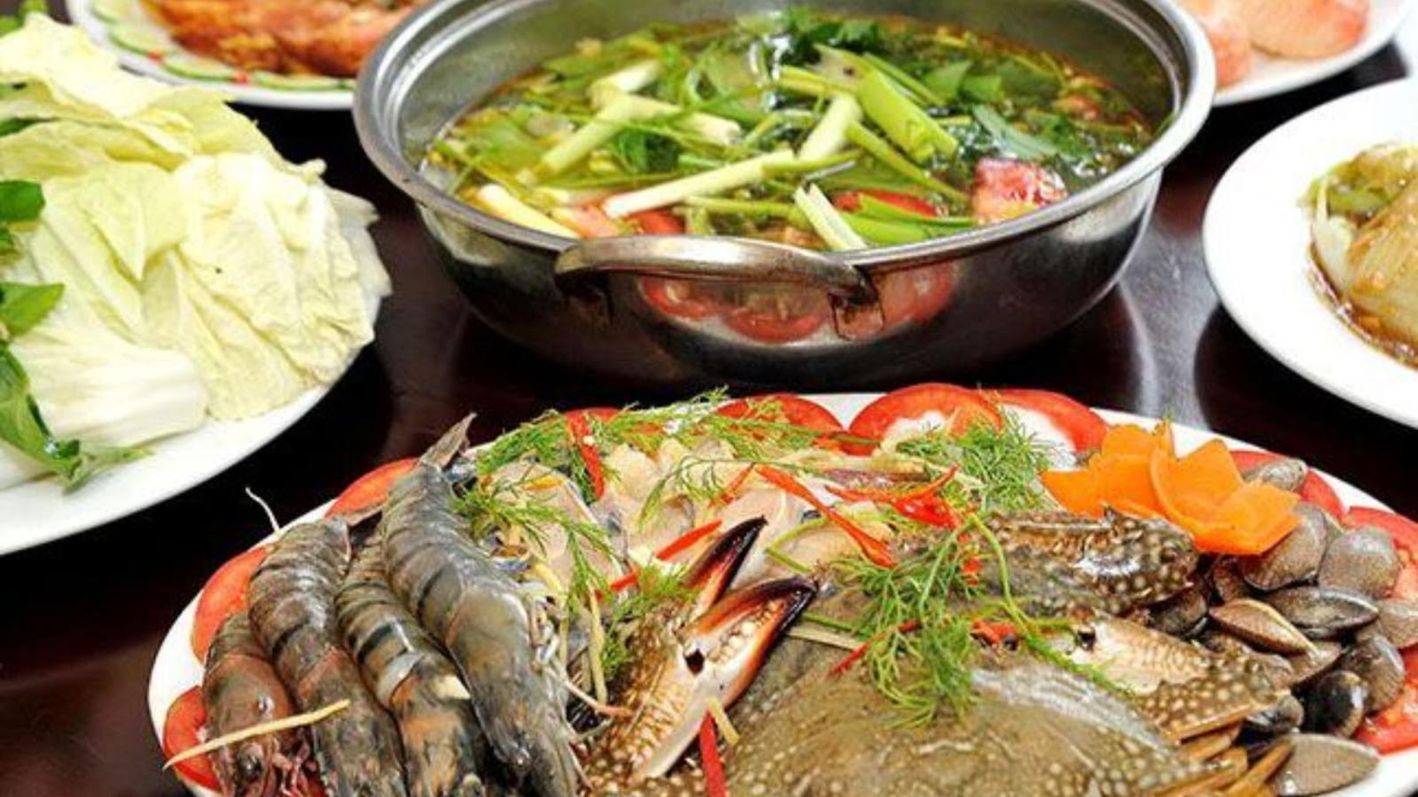 Seafood Hotpot With Shrimp, Crab, And Squid, Delicious And Irresistibly Flavorful