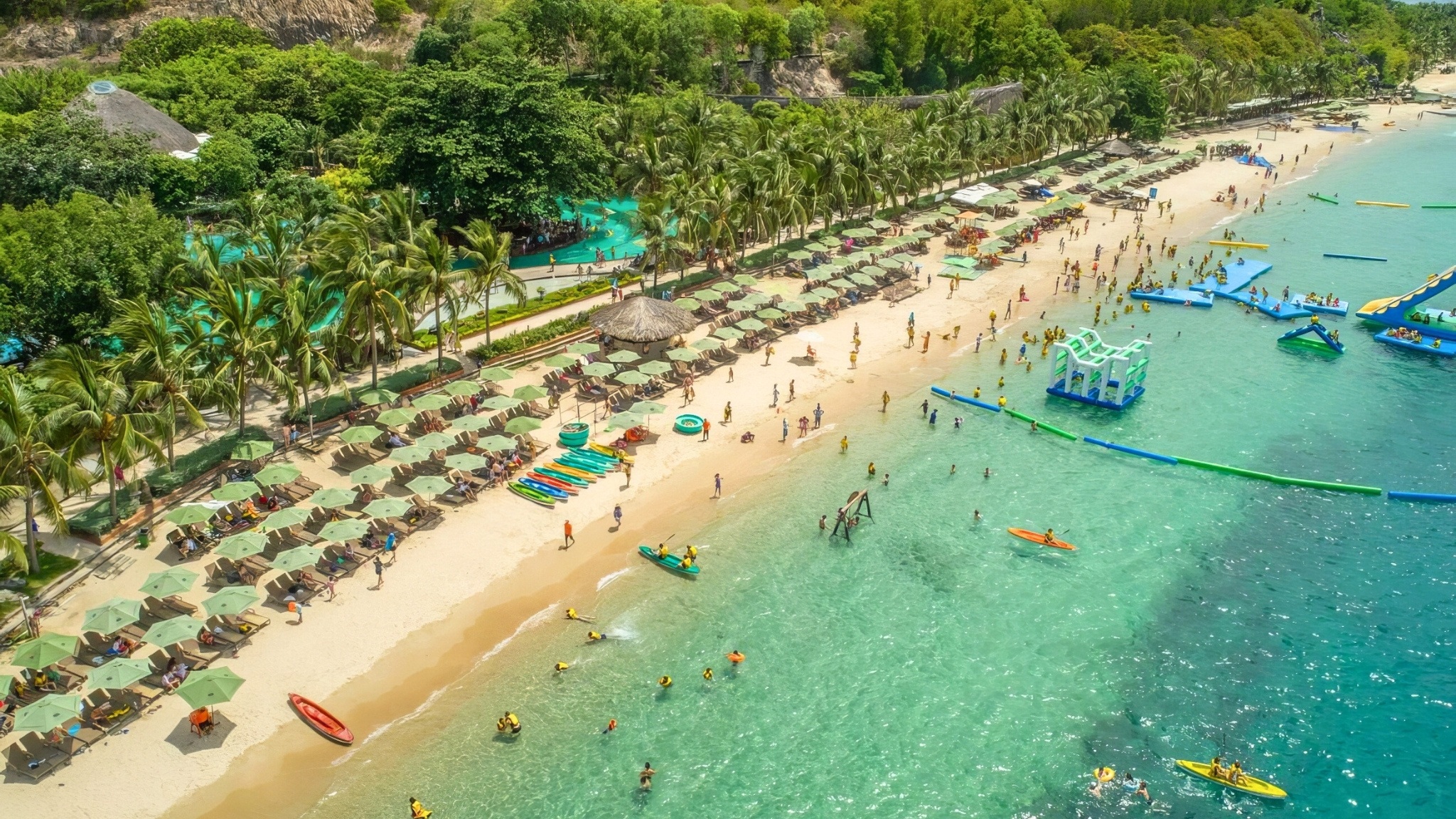 Explore Nha Trang&rsquo;s Famous Hon Tam And Swim In The Emerald Water