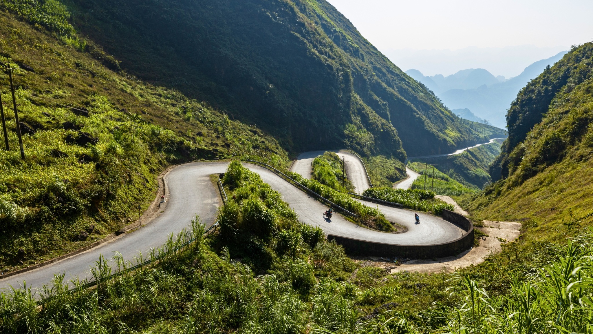Can You Self-Drive the Ha Giang Loop? Laws, Licences & Safety Advice