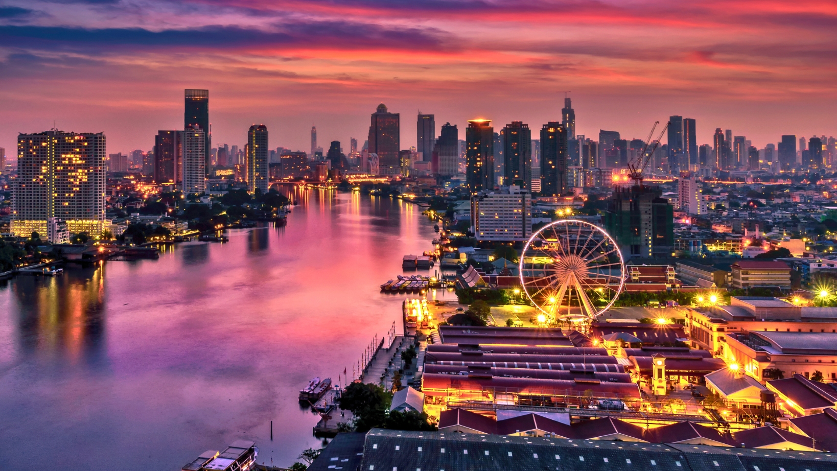 Romantic Dinner On Chao Phraya River Cruise With Night Views