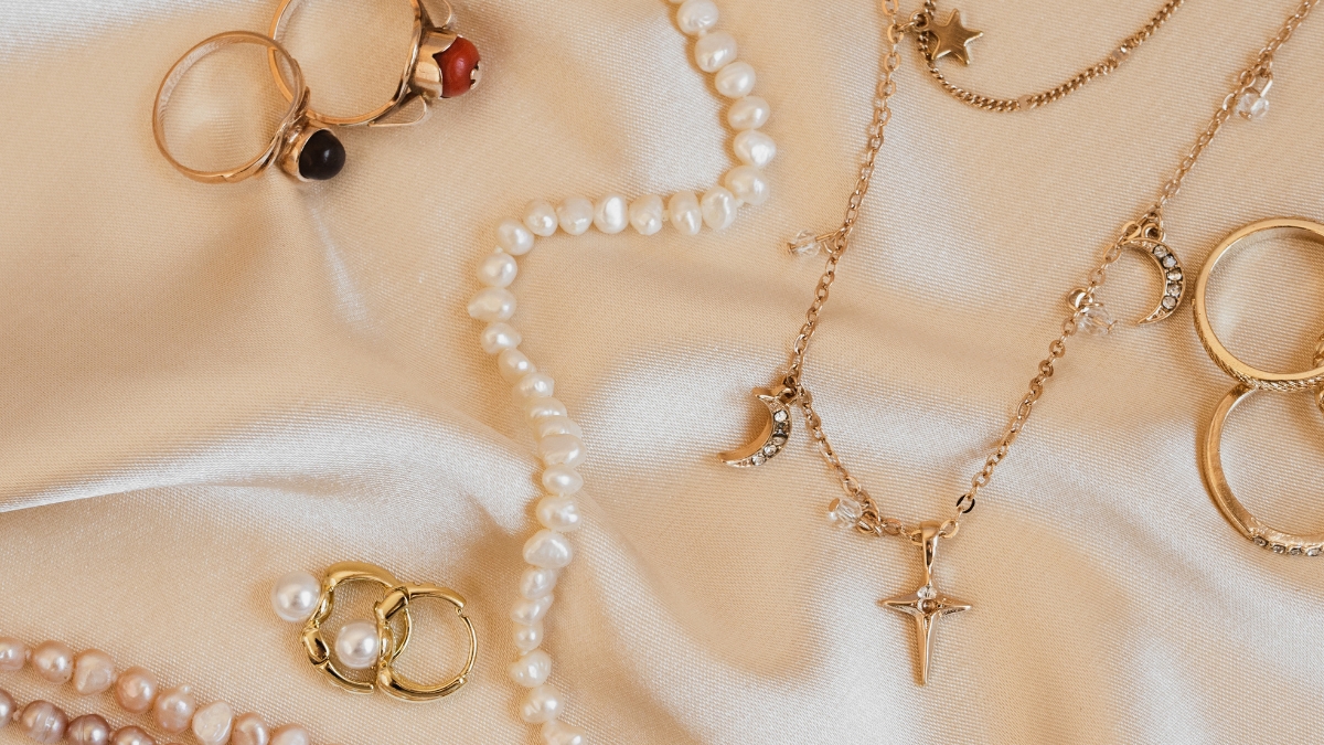 Vietnamese Jewelry Includes A Wide Range Of Styles