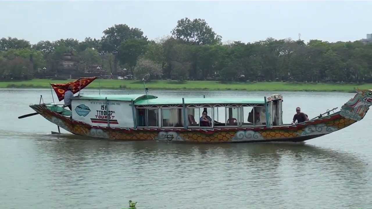 Take Dragon Boat And Enjoy The Beauty Of Perfume River