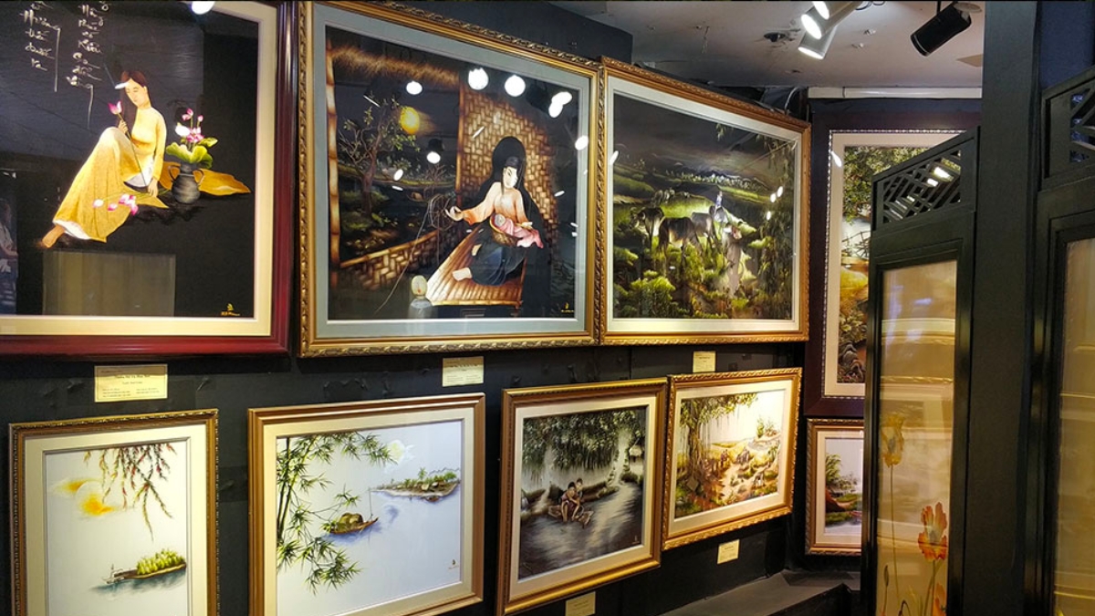 Vietnamese Silk Embroidery Art