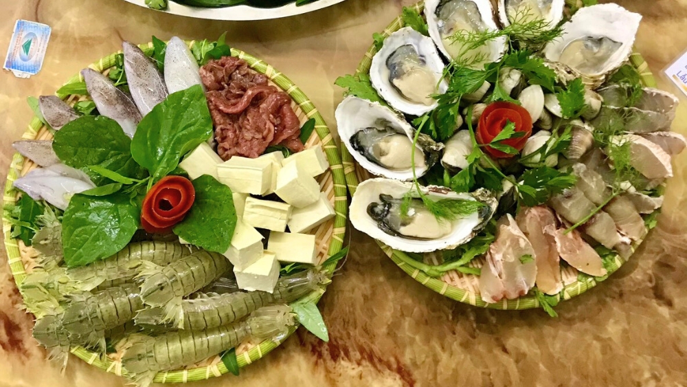 Yummy Cat Ba Restaurant