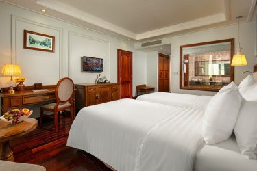 Hanoi Pearl Hotel - Deluxe Room City View