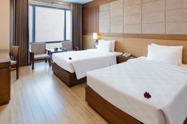Eden Star Saigon Hotel - Deluxe Room